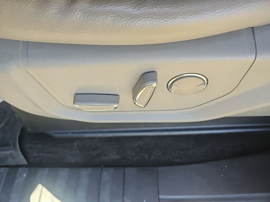 Used 2018 Ford F150 Lariat w/ Equipment Group 501A Mid AWD/4WD image 13