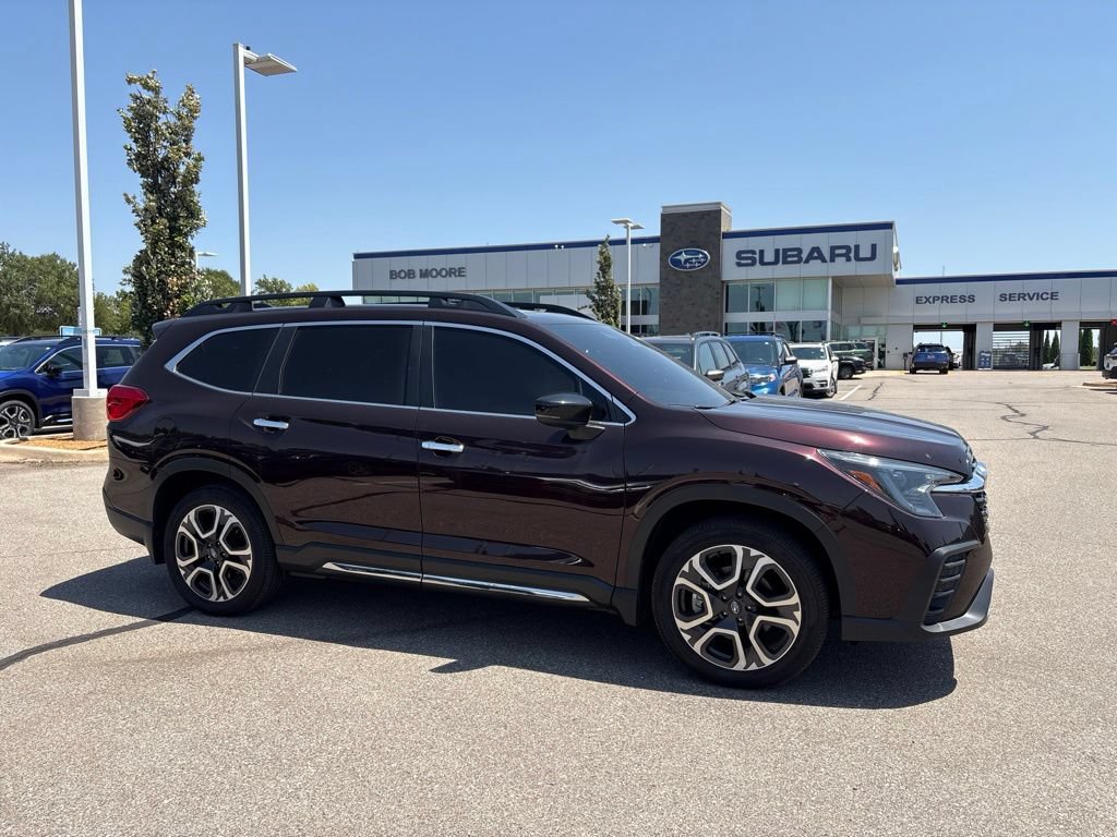 Used 2025 Subaru Ascent Touring w/ Popular Package #1 AWD/4WD image 1