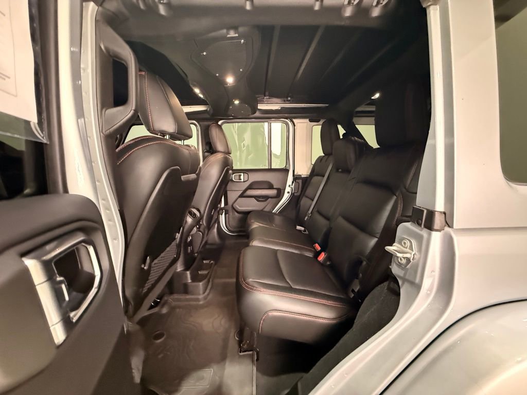 Used 2024 Jeep Wrangler Rubicon 392 image 17