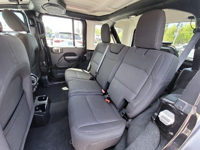 Used 2022 Jeep Wrangler Unlimited Sport AWD/4WD image 23