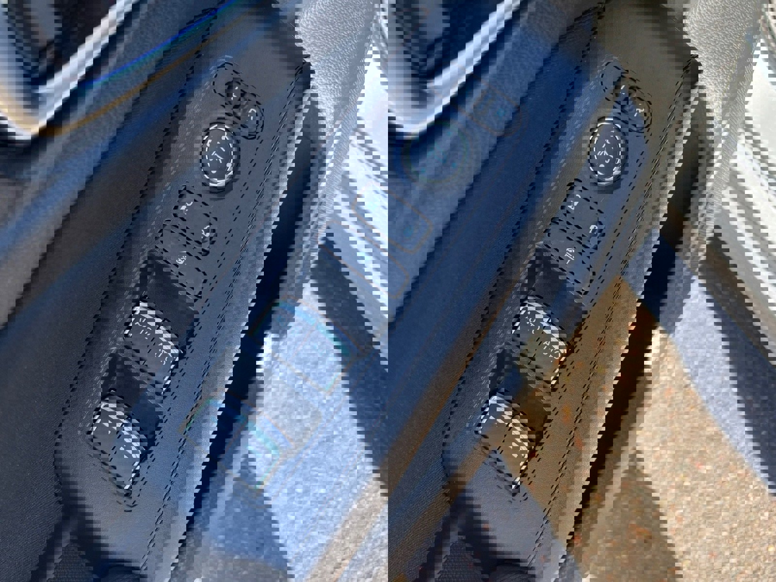 Used 2025 Honda Civic Sport image 32