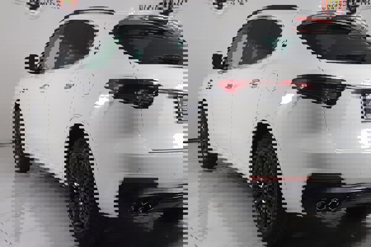 Used 2022 Maserati Levante Modena image 22