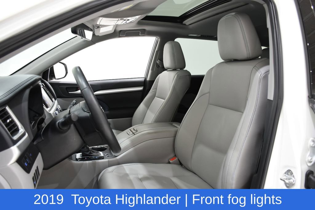 Used 2019 Toyota Highlander XLE w/ Protection Package #3 AWD/4WD image 20