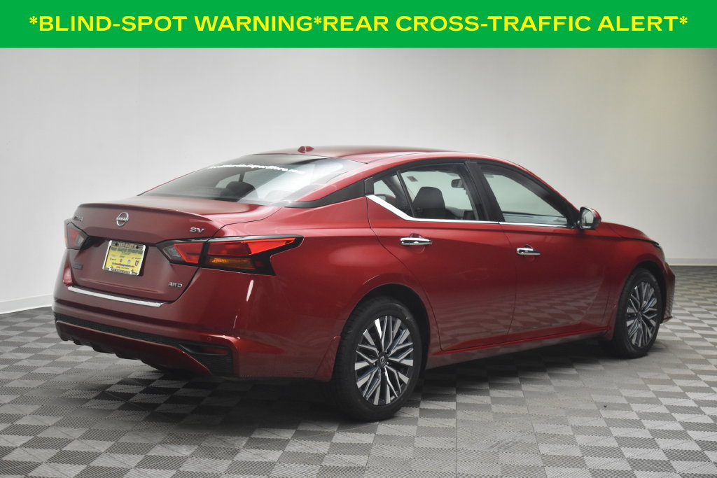 Used 2023 Nissan Altima 2.5 SV AWD/4WD image 5