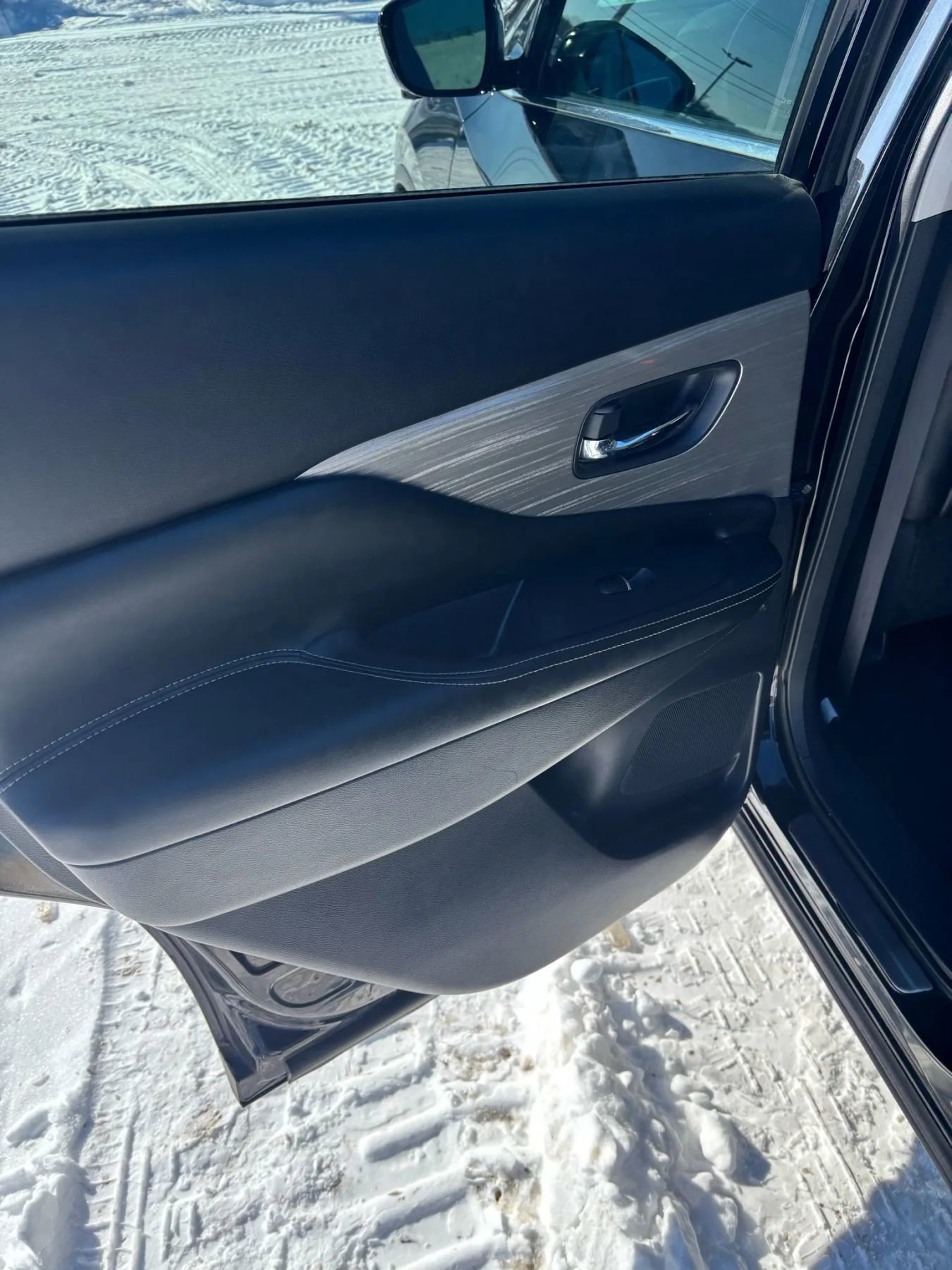 Used 2015 Nissan Murano Platinum w/ Cargo Package image 15