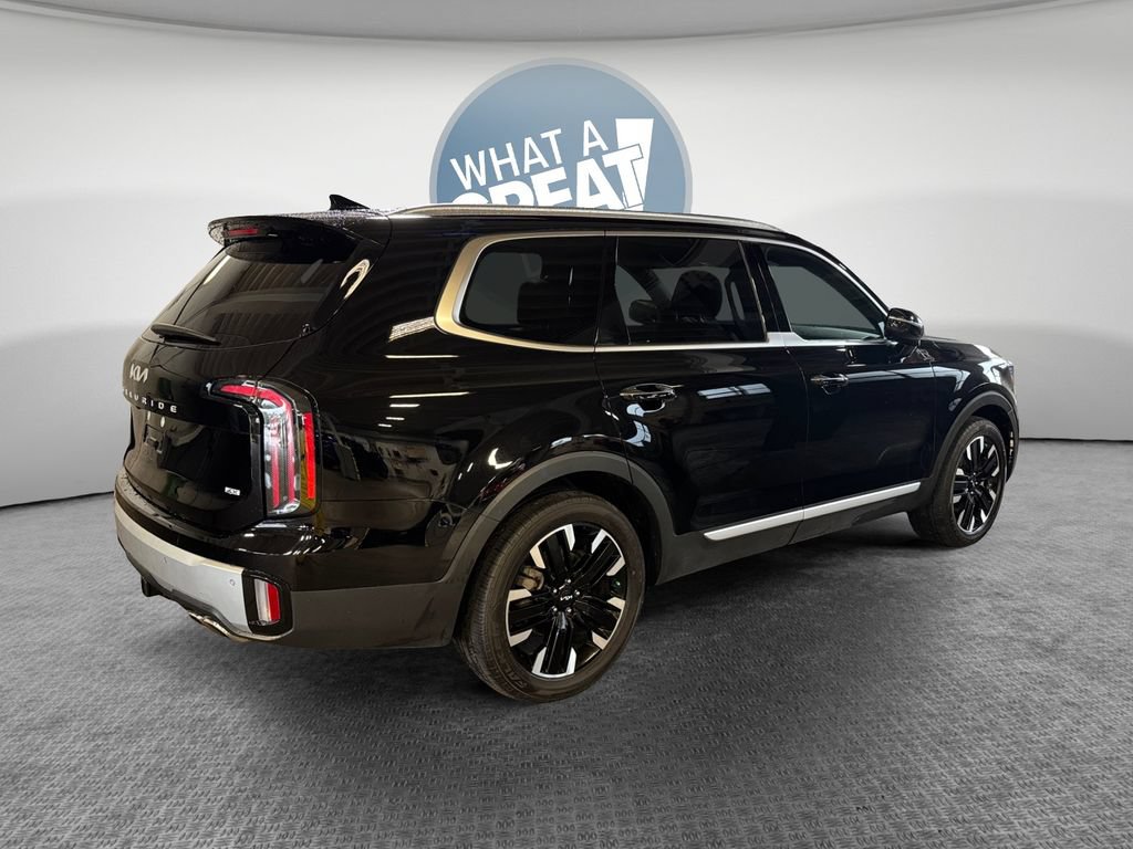 Certified 2024 Kia Telluride SX Prestige w/ Towing Package AWD/4WD image 3