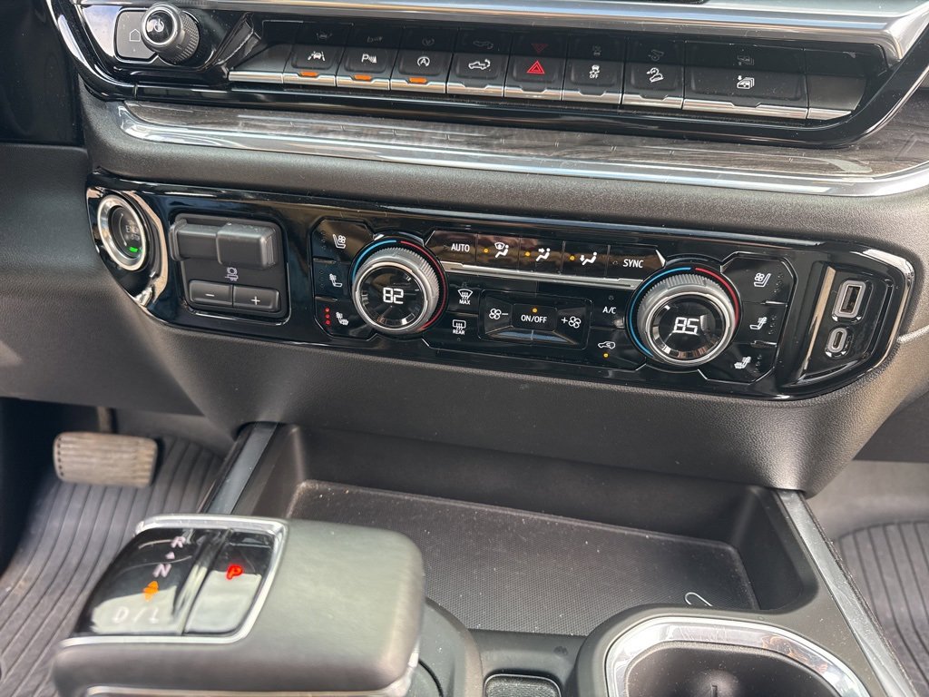 Used 2023 Chevrolet Silverado 1500 LTZ w/ LTZ Premium Package image 17