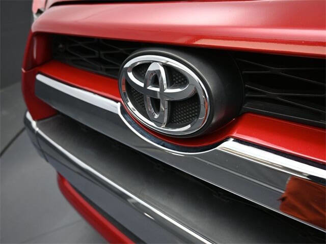 Used 2019 Toyota 4Runner Limited image 19