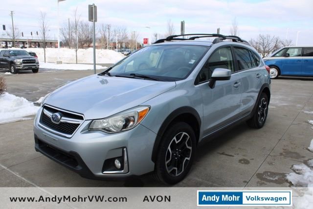 Used 2017 Subaru Crosstrek 2.0i Premium image 3