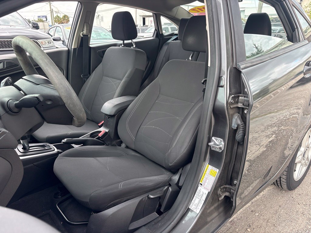 Used 2017 Ford Fiesta SE FWD image 9
