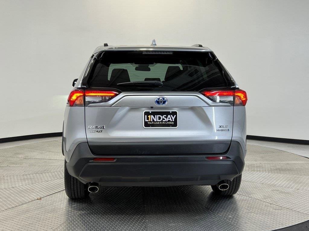 Used 2024 Toyota RAV4 XLE image 6