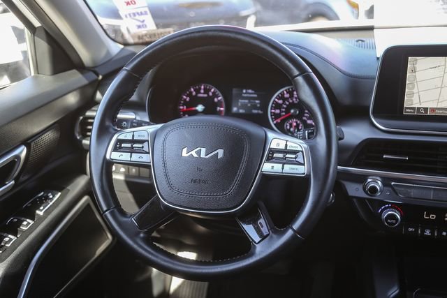 Used 2022 Kia Telluride LX image 15