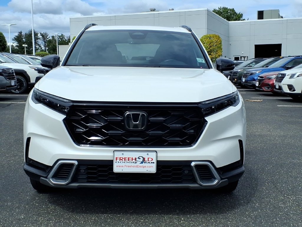 Used 2024 Honda CR-V Sport Touring image 2