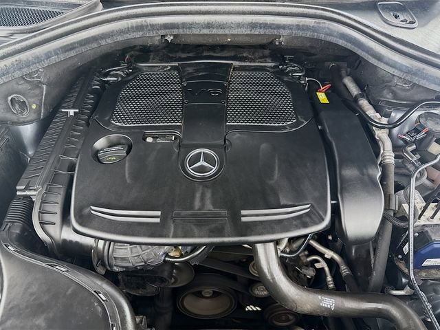 Used 2015 Mercedes-Benz ML 350 4MATIC image 32