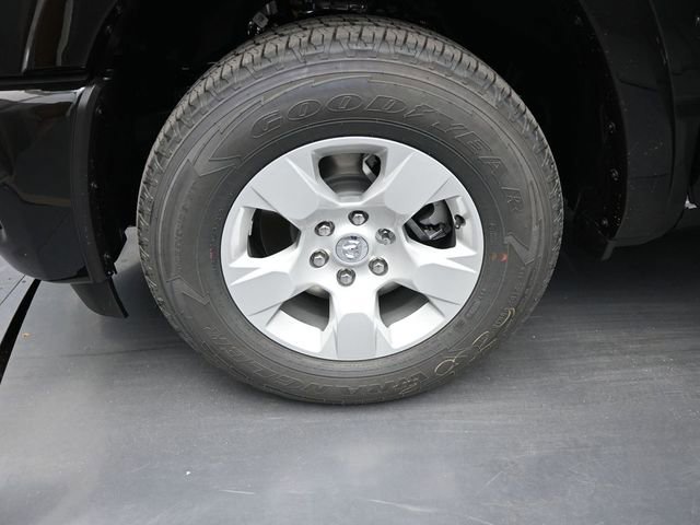 New 2026 RAM 1500 4x4 Crew Cab image 37