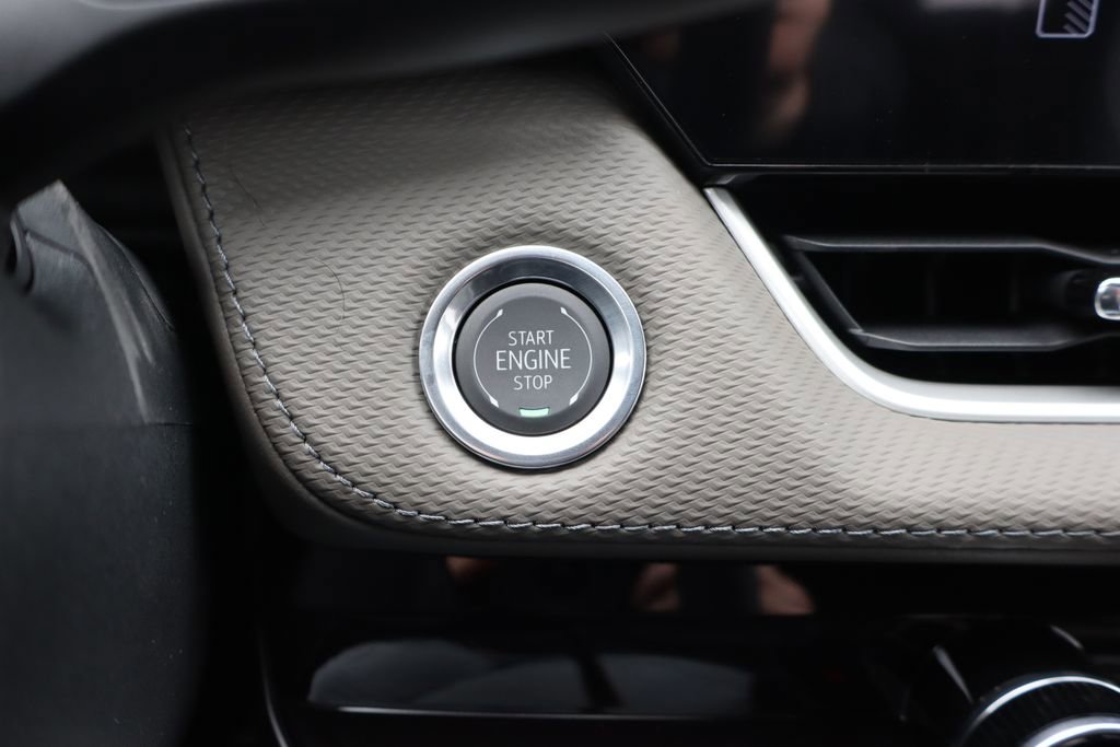 New 2026 Chevrolet Equinox LT image 14