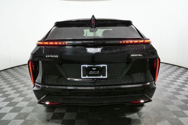 Used 2025 Cadillac Lyriq Sport AWD/4WD image 36