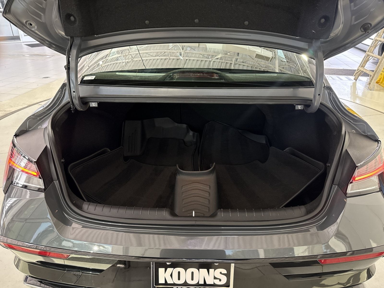 Used 2024 Hyundai Elantra N Line FWD image 27