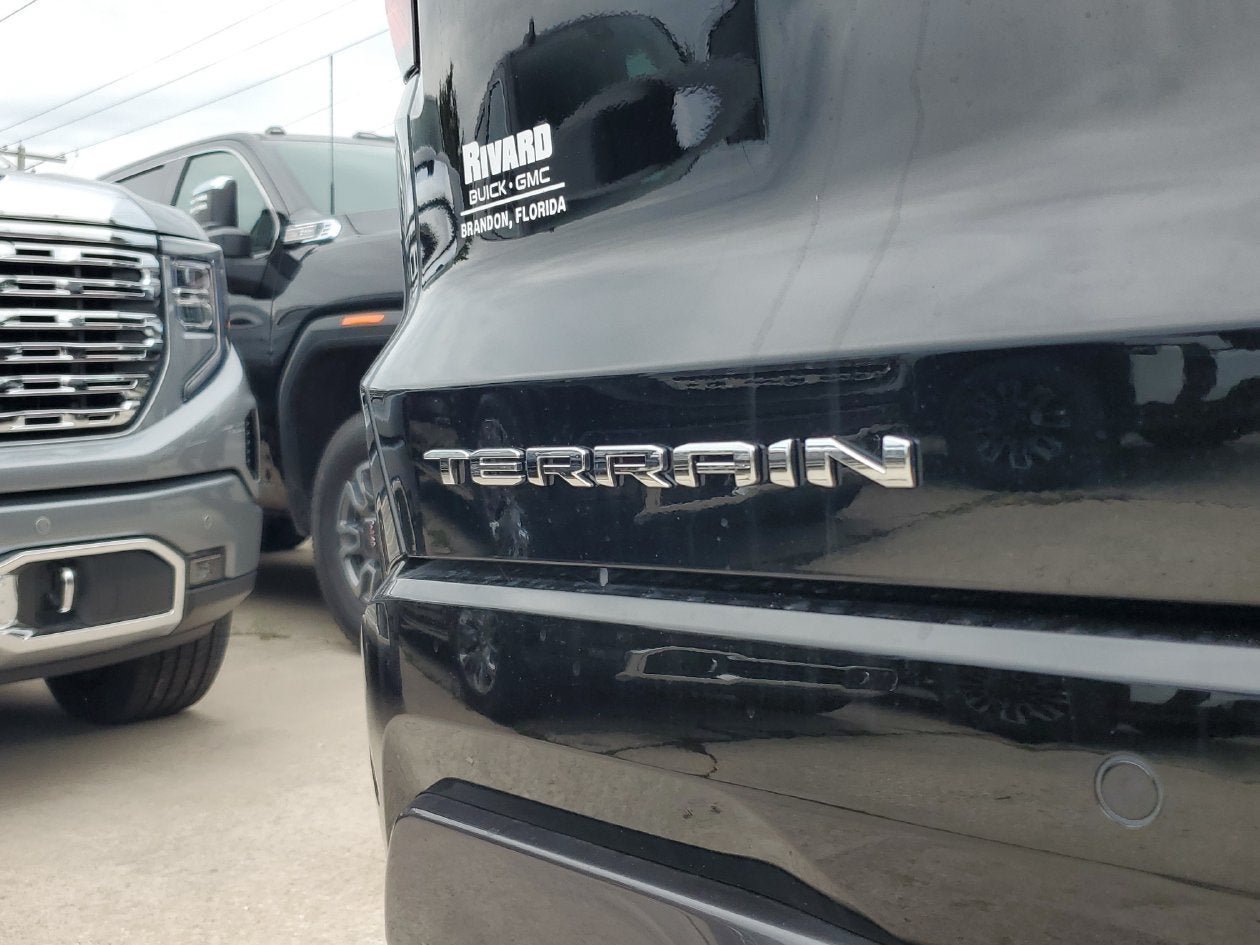 New 2027 GMC Terrain AT4 AWD/4WD image 8