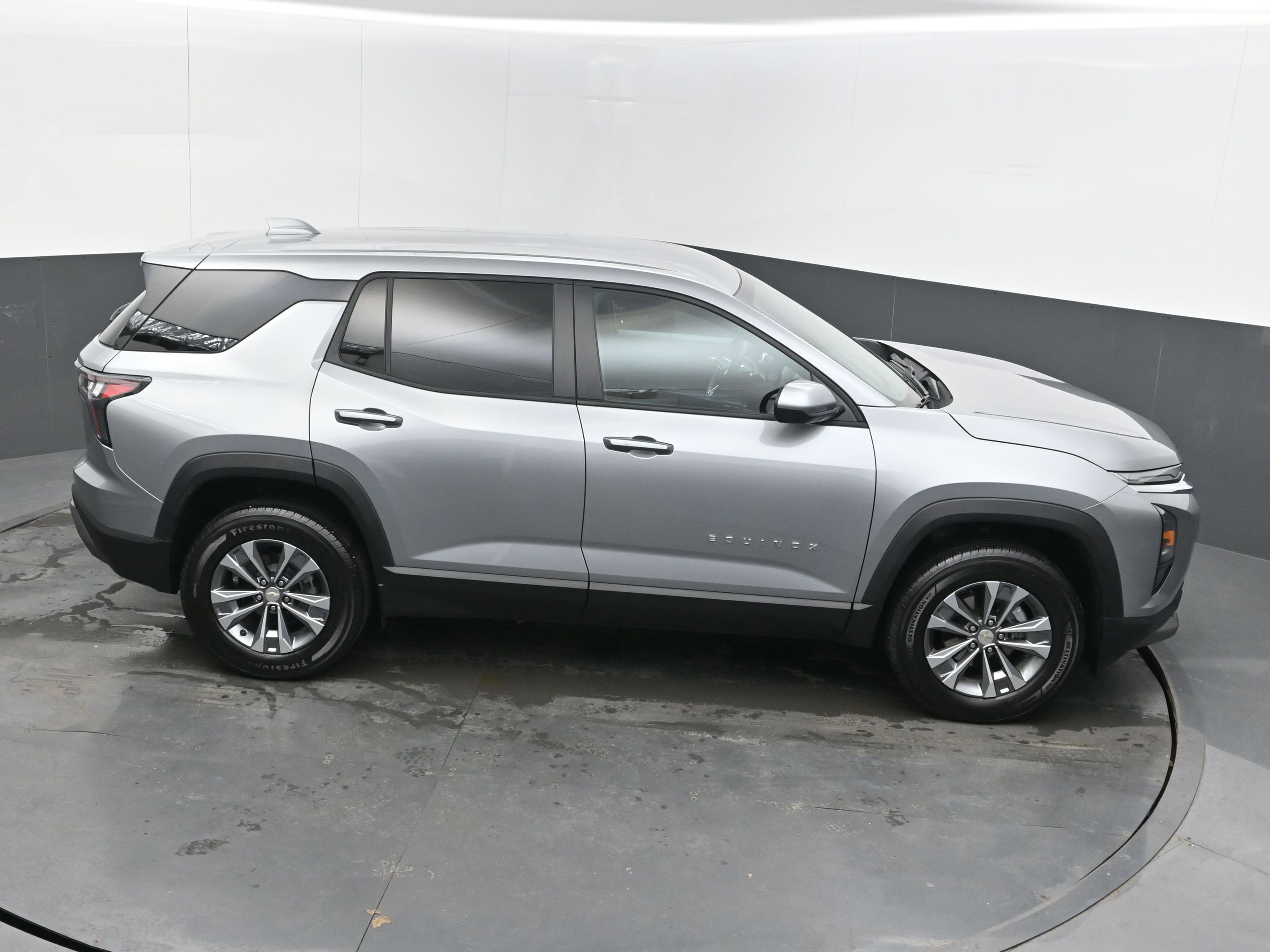 Used 2025 Chevrolet Equinox LT image 37