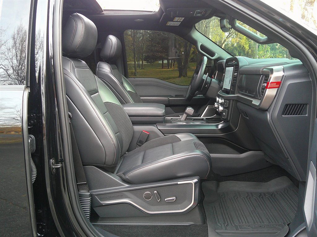 Used 2022 Ford F150 Raptor w/ Equipment Group 801A High image 17