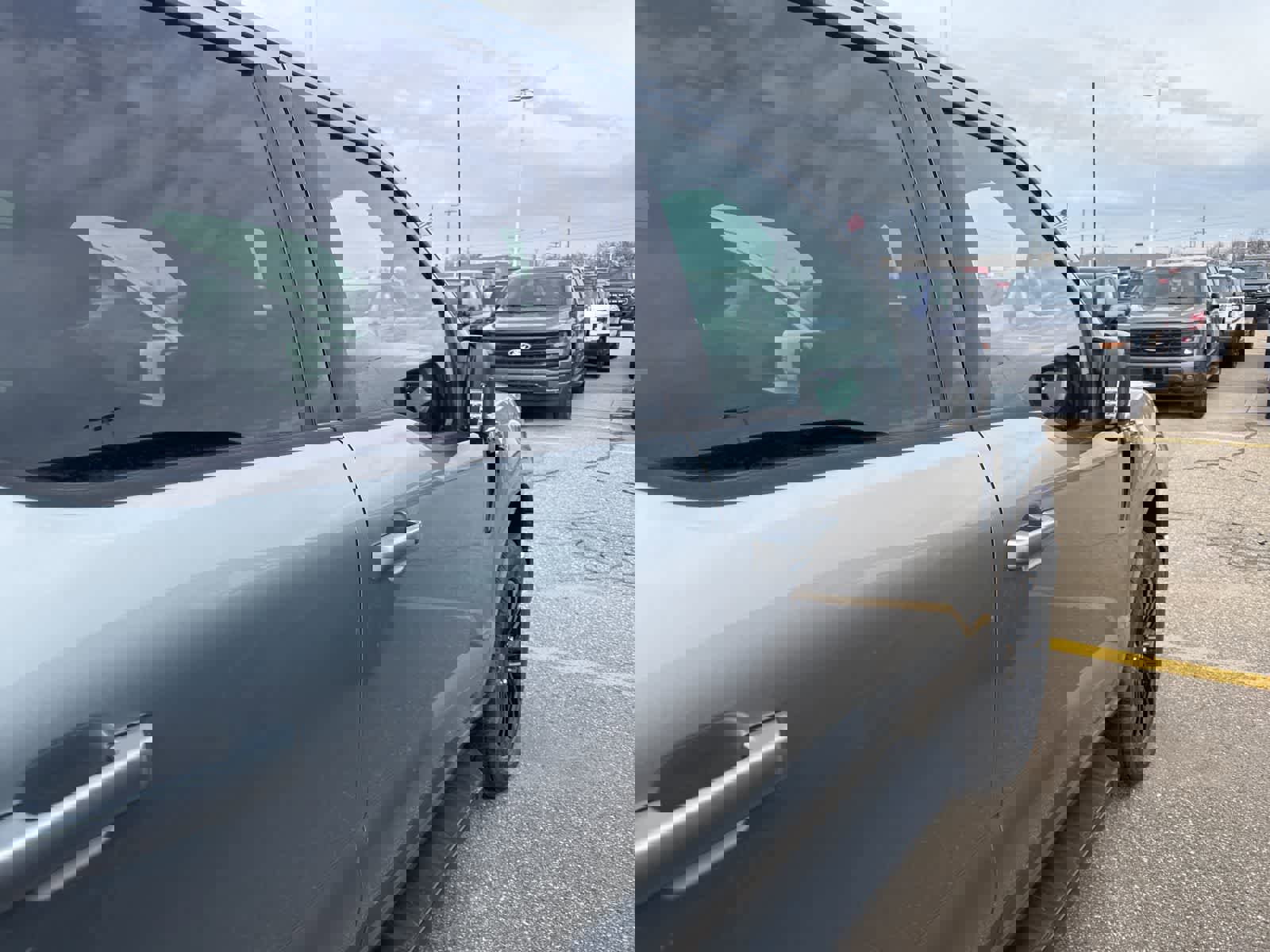 New 2026 Ford F150 XLT w/ Equipment Group 302A MID image 8