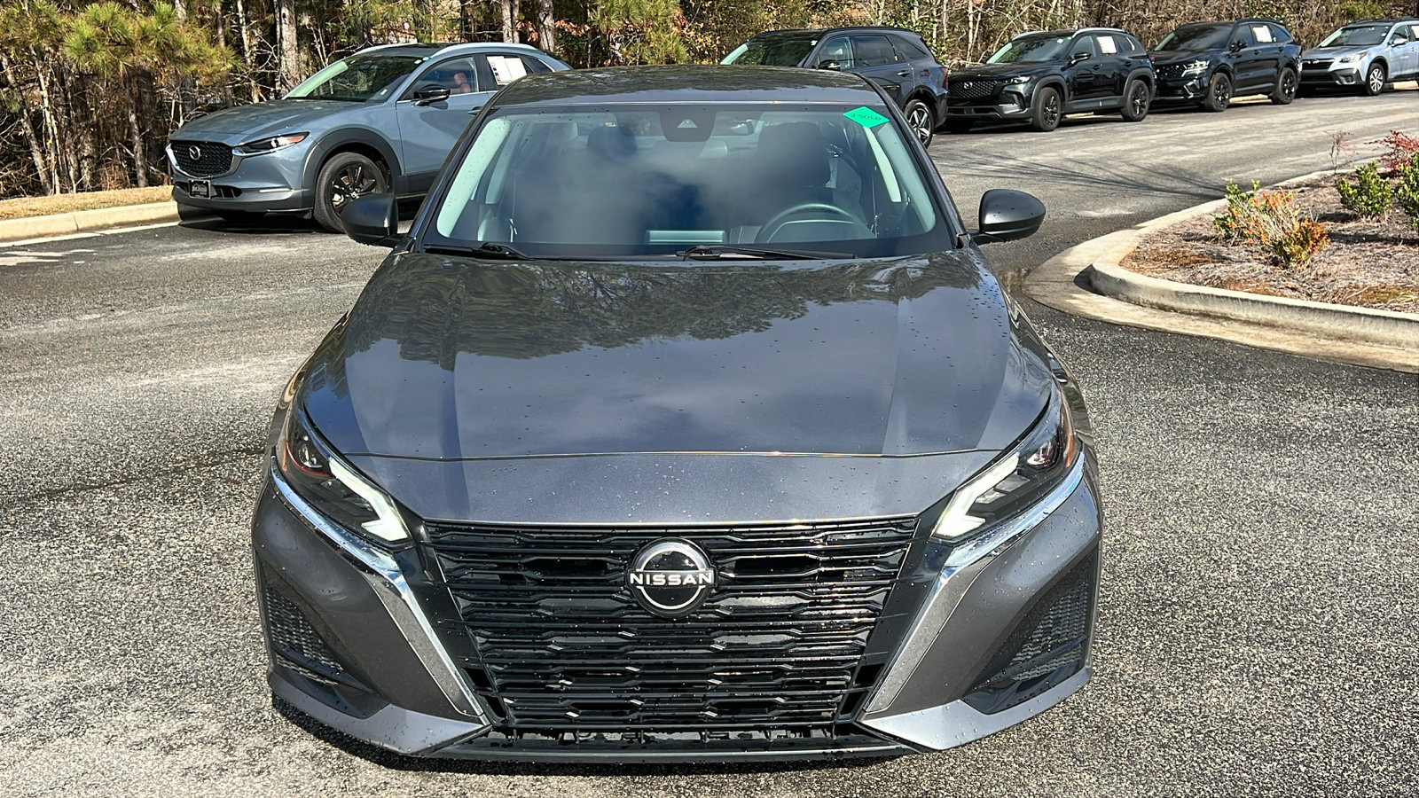 Used 2024 Nissan Altima 2.5 S image 3