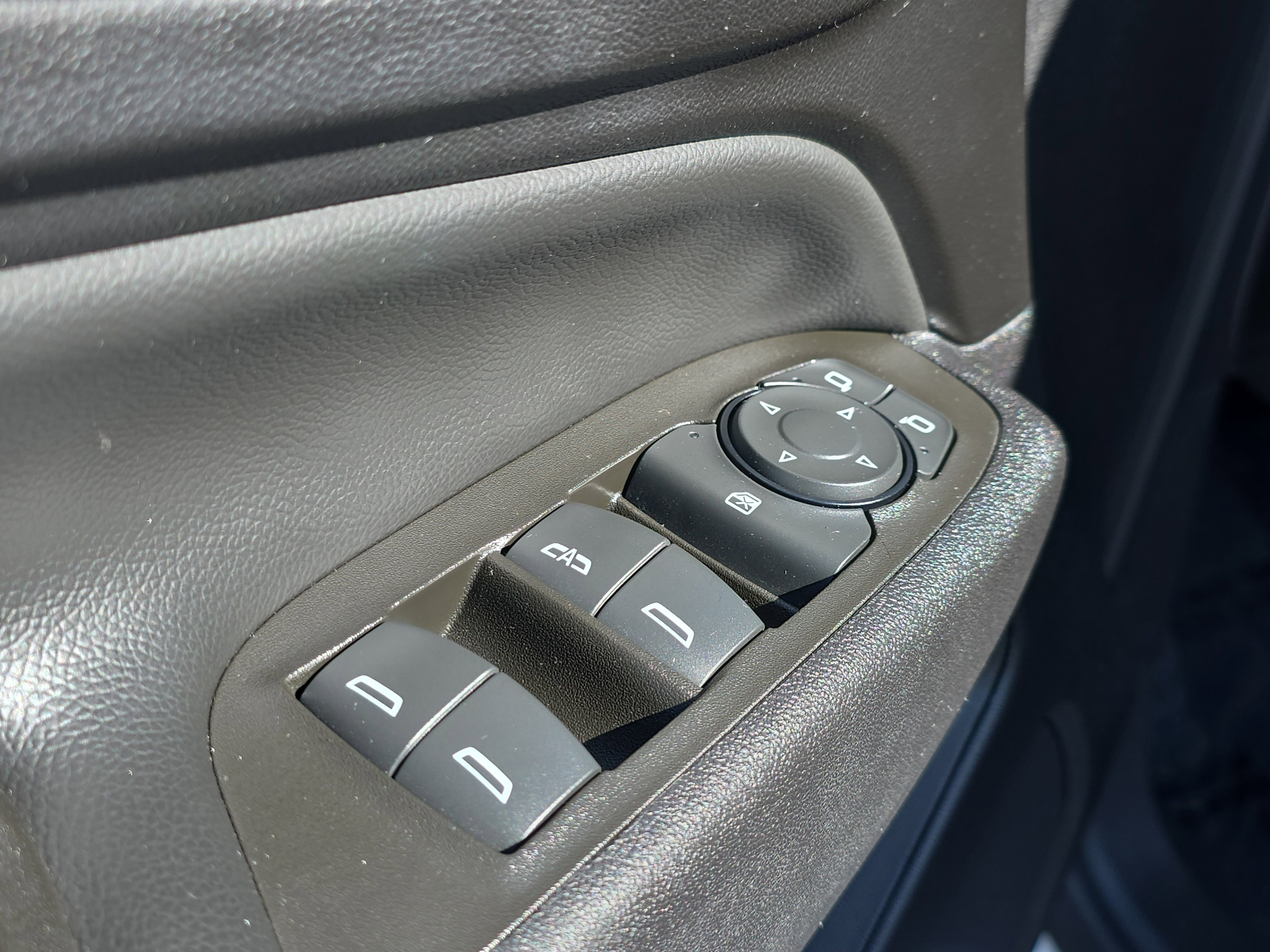 Used 2024 Chevrolet Equinox LT image 21