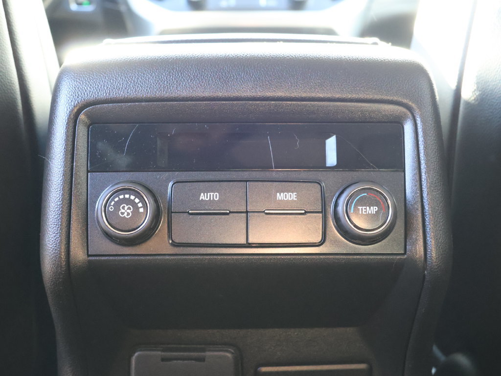 Used 2021 GMC Acadia SLT AWD/4WD image 29