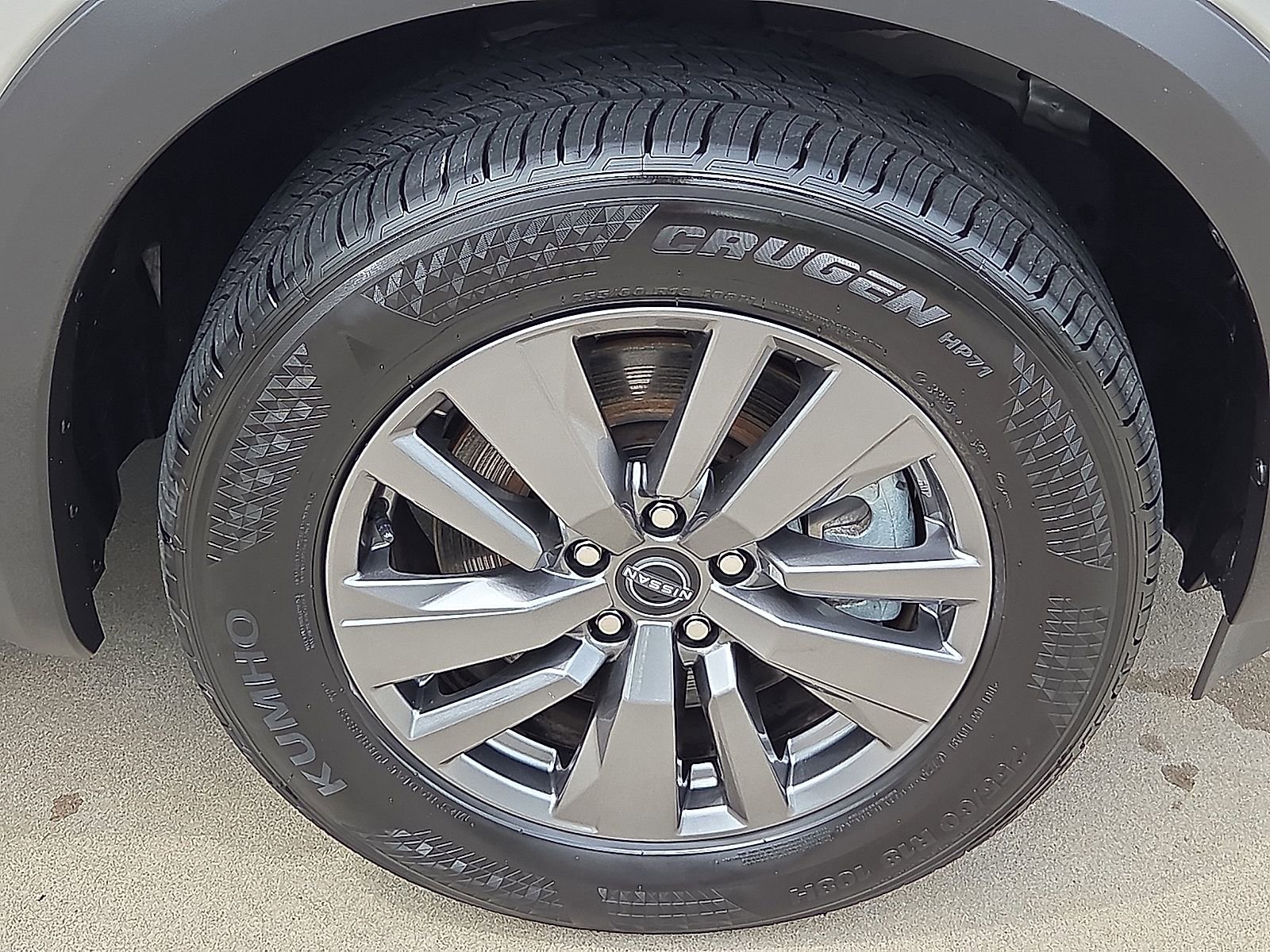 Used 2025 Nissan Pathfinder SV FWD image 7