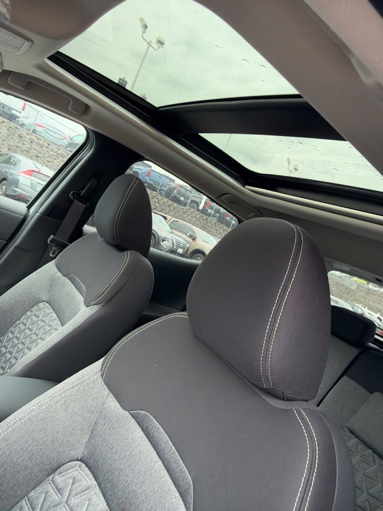 New 2026 Nissan Kicks SV w/ SV Premium Package FWD image 12