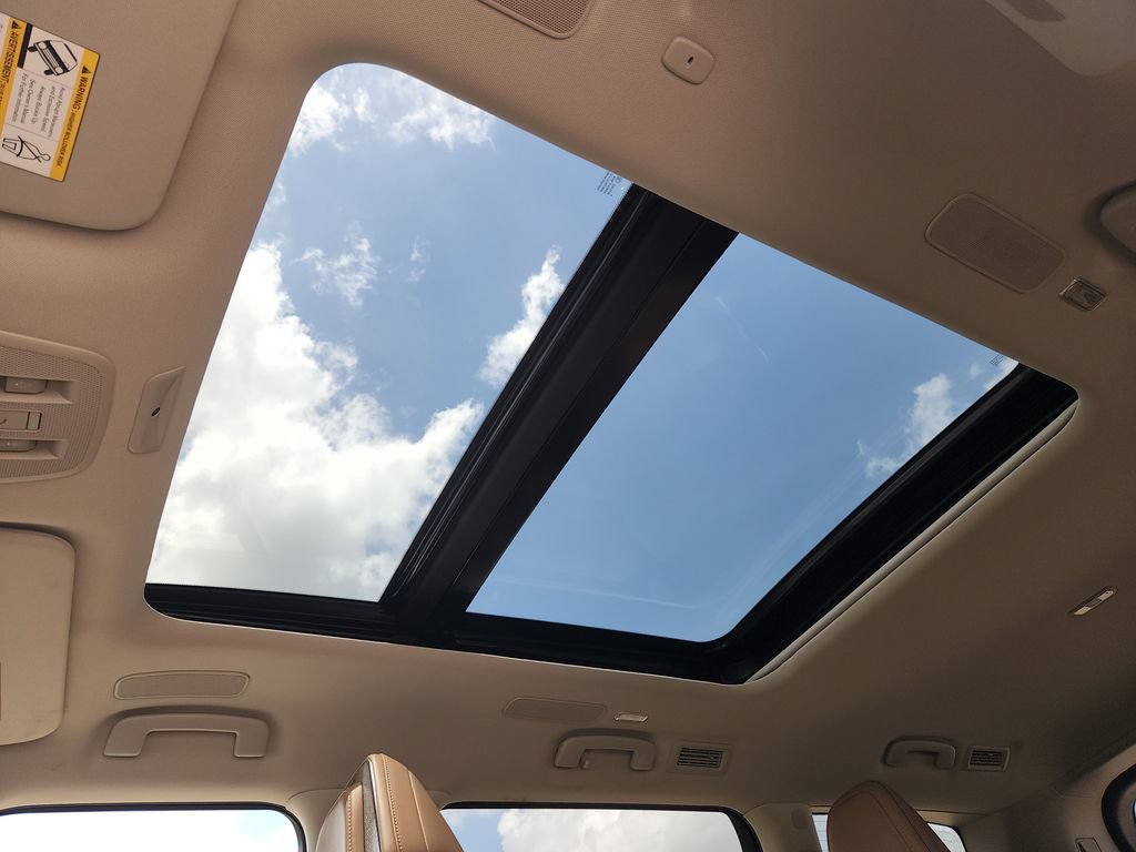 Used 2025 INFINITI QX80 Sensory AWD/4WD image 18