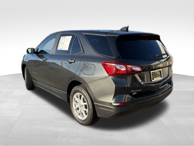 Used 2020 Chevrolet Equinox LS w/ LS Convenience Package AWD/4WD image 3