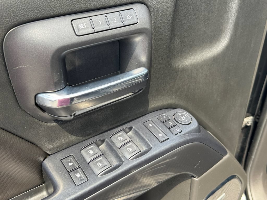 Used 2018 GMC Sierra 1500 SLT w/ All Terrain Package AWD/4WD image 13