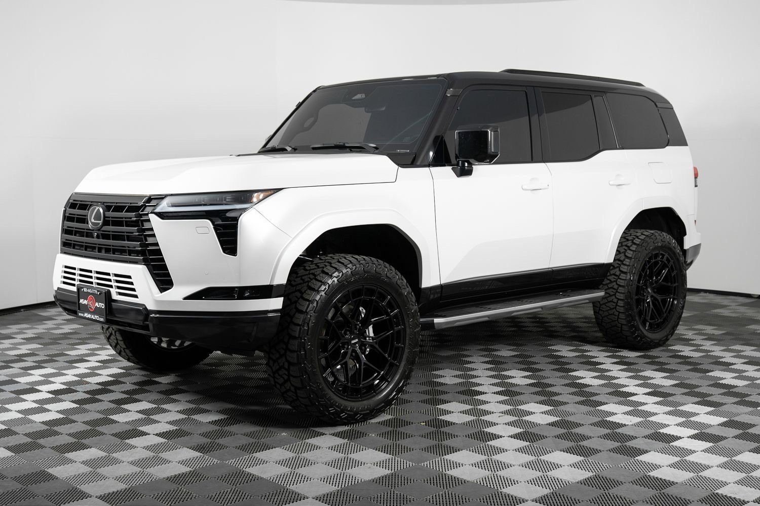 Used 2026 Lexus GX 550 w/ Accessory Package (2T) AWD/4WD image 1