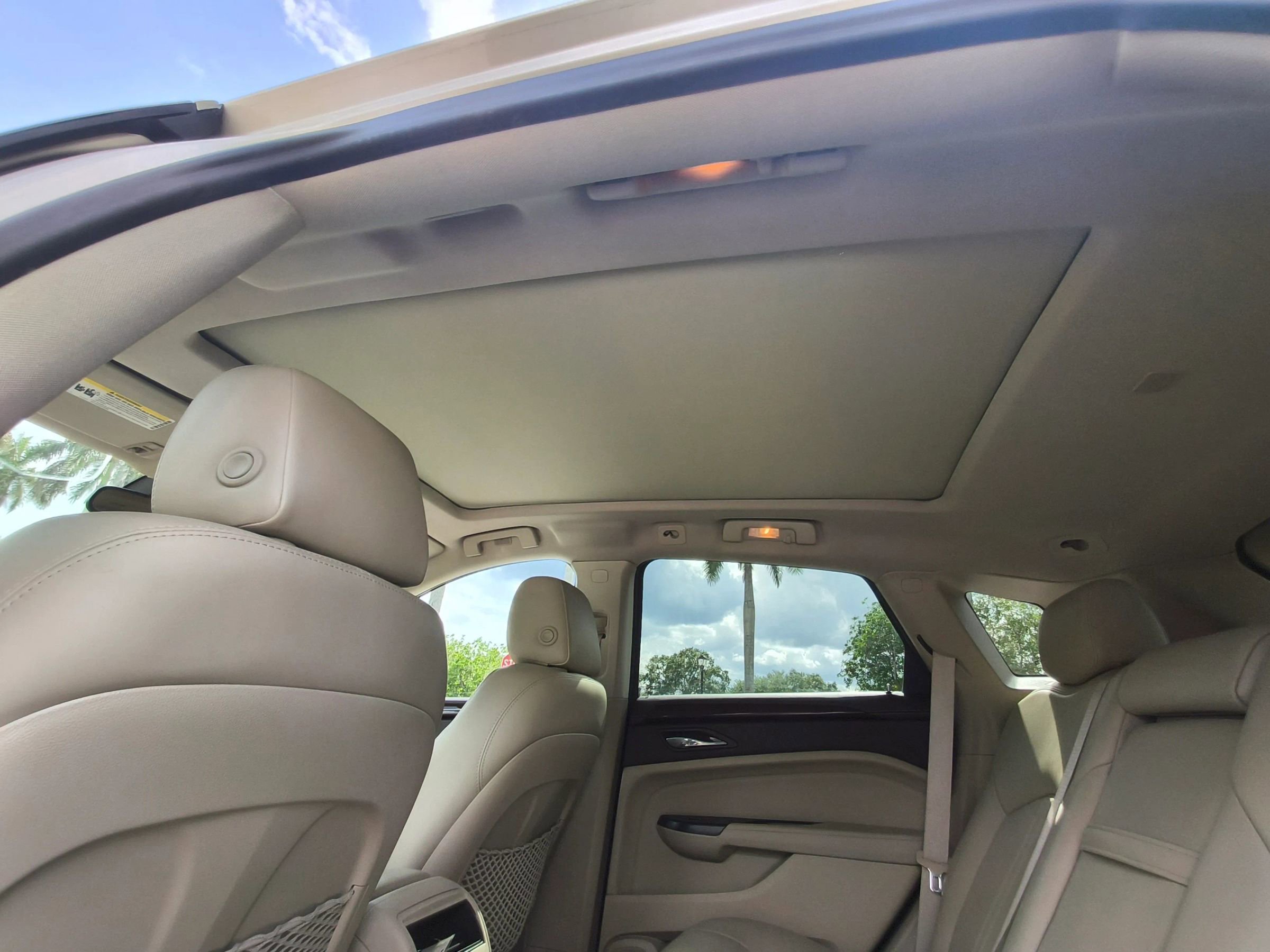 Used 2013 Cadillac SRX Luxury FWD image 25