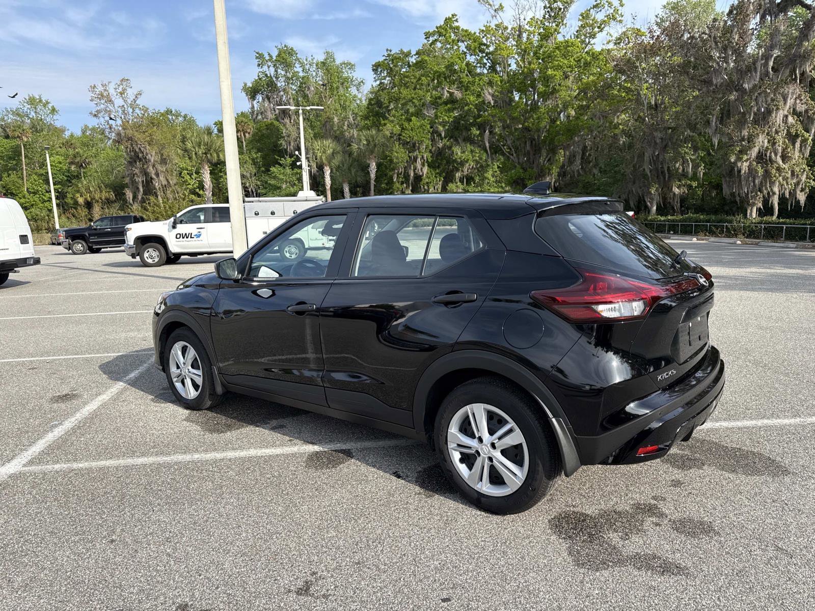 Used 2024 Nissan Kicks S image 5
