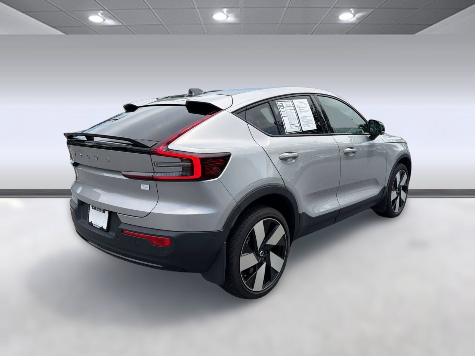 Certified 2023 Volvo C40 P8 Recharge Ultimate AWD/4WD image 9