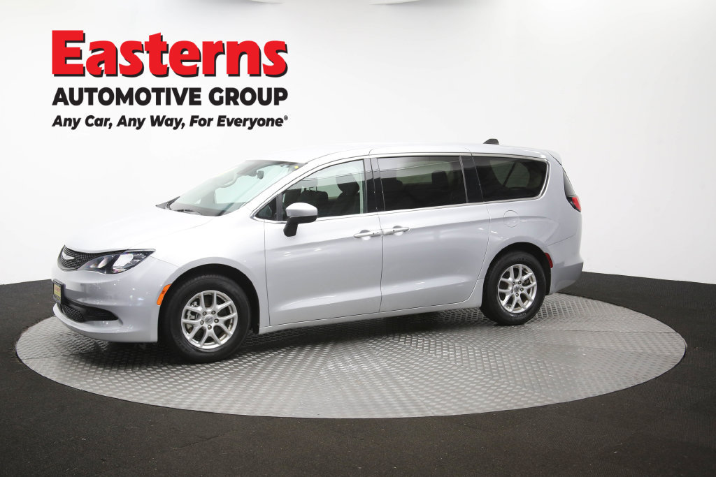 Used 2023 Chrysler Voyager LX FWD image 61