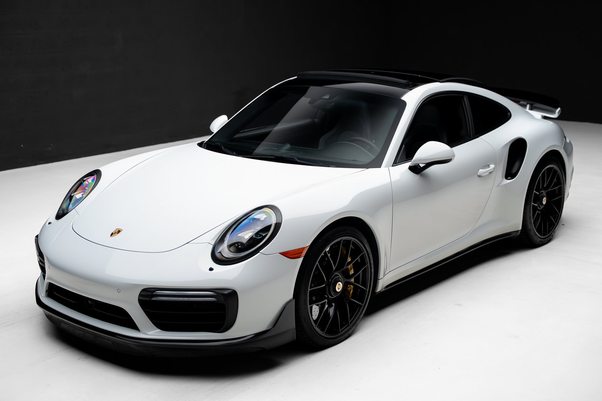 Used 2017 Porsche 911 Turbo S AWD/4WD image 5