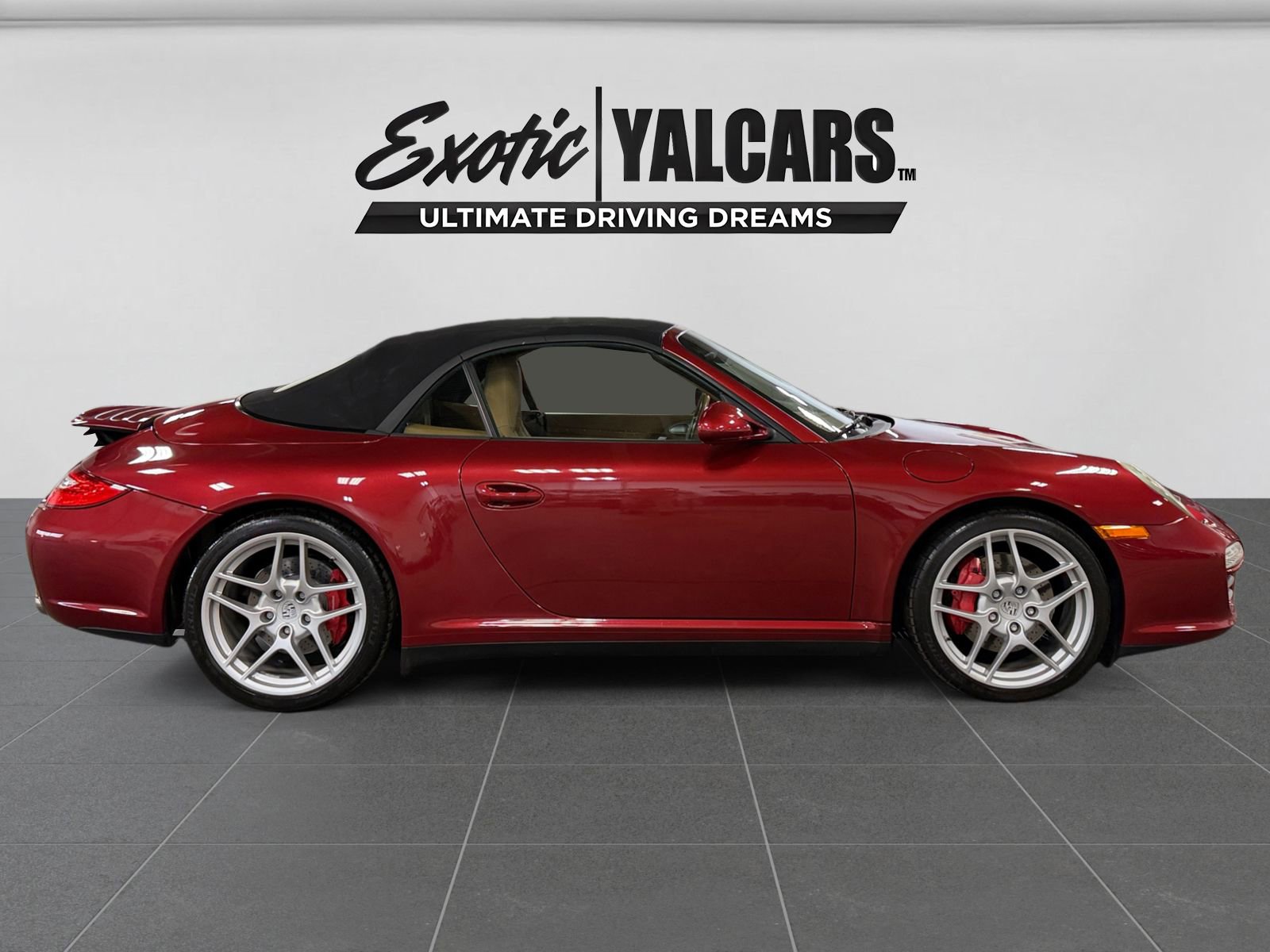 Used 2009 Porsche 911 Cabriolet image 6