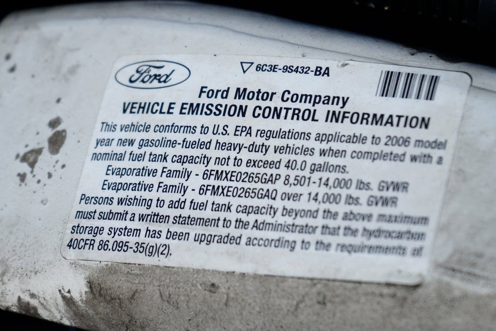 Used 2006 Ford F450 XL image 18