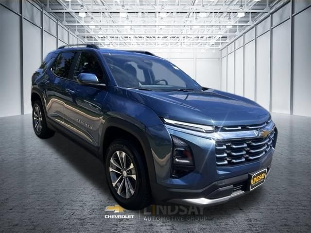 Used 2025 Chevrolet Equinox LT w/ Convenience Package II AWD/4WD image 3
