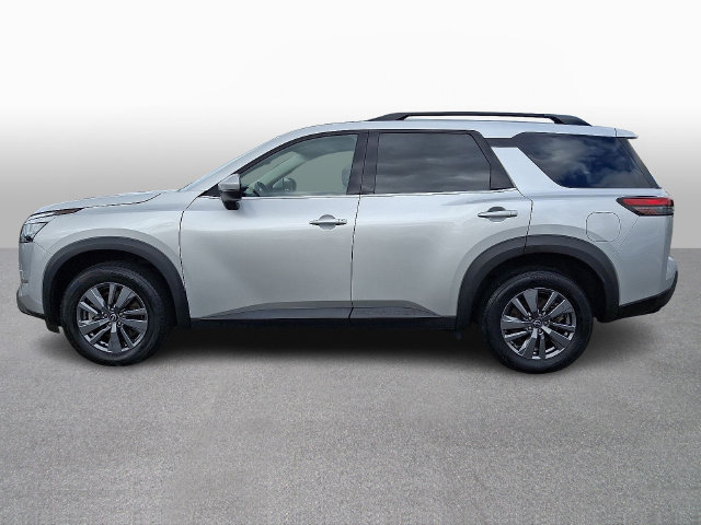 Used 2024 Nissan Pathfinder SV AWD/4WD image 7