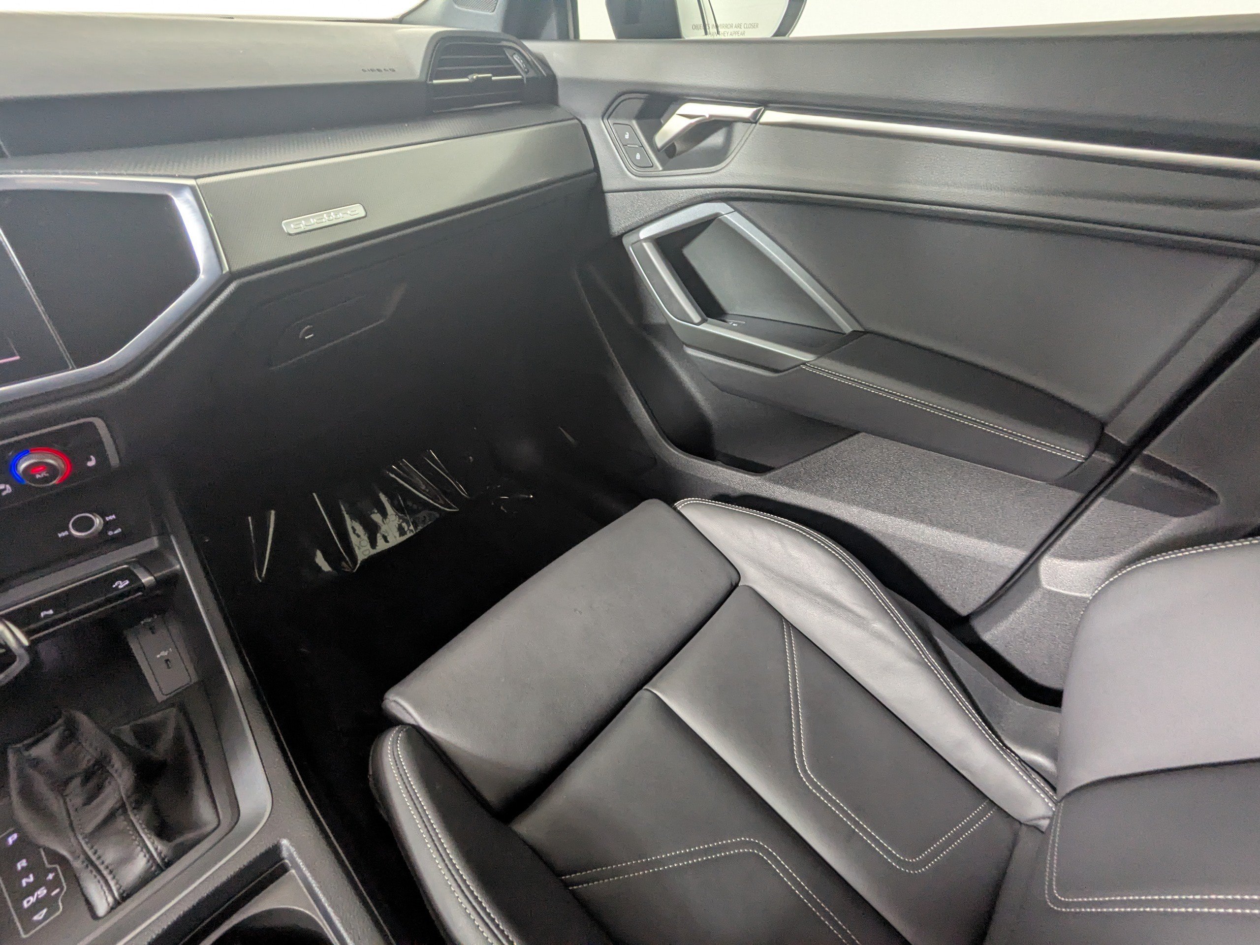 Certified 2025 Audi Q3 2.0T Premium AWD/4WD image 11