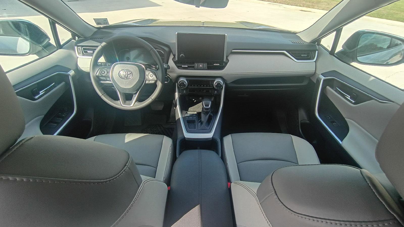 Used 2024 Toyota RAV4 XLE Premium FWD image 15