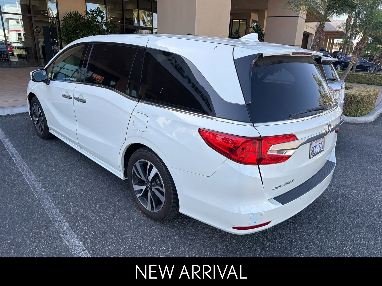 Used 2019 Honda Odyssey Elite image 4