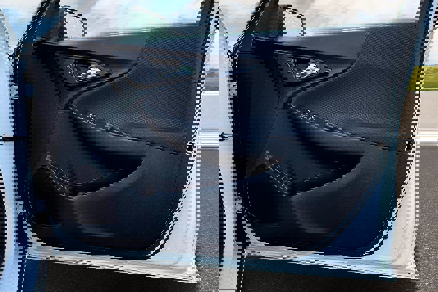 Used 2018 Chevrolet Malibu LS image 19