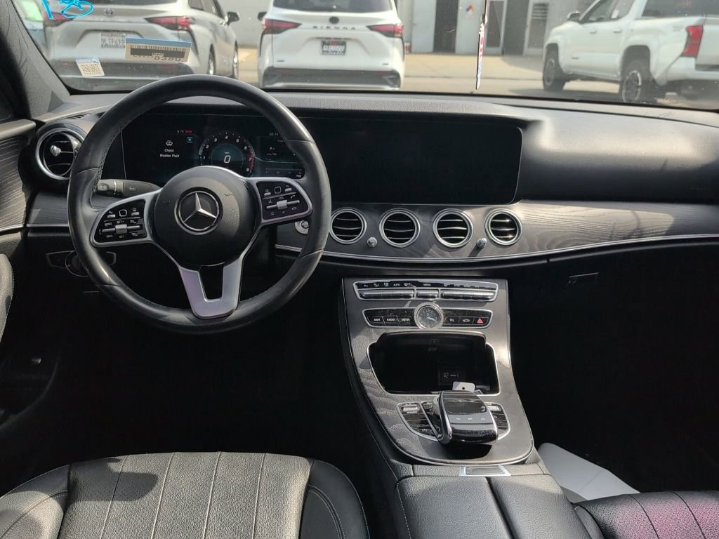 Used 2020 Mercedes-Benz E 350 Sedan image 10