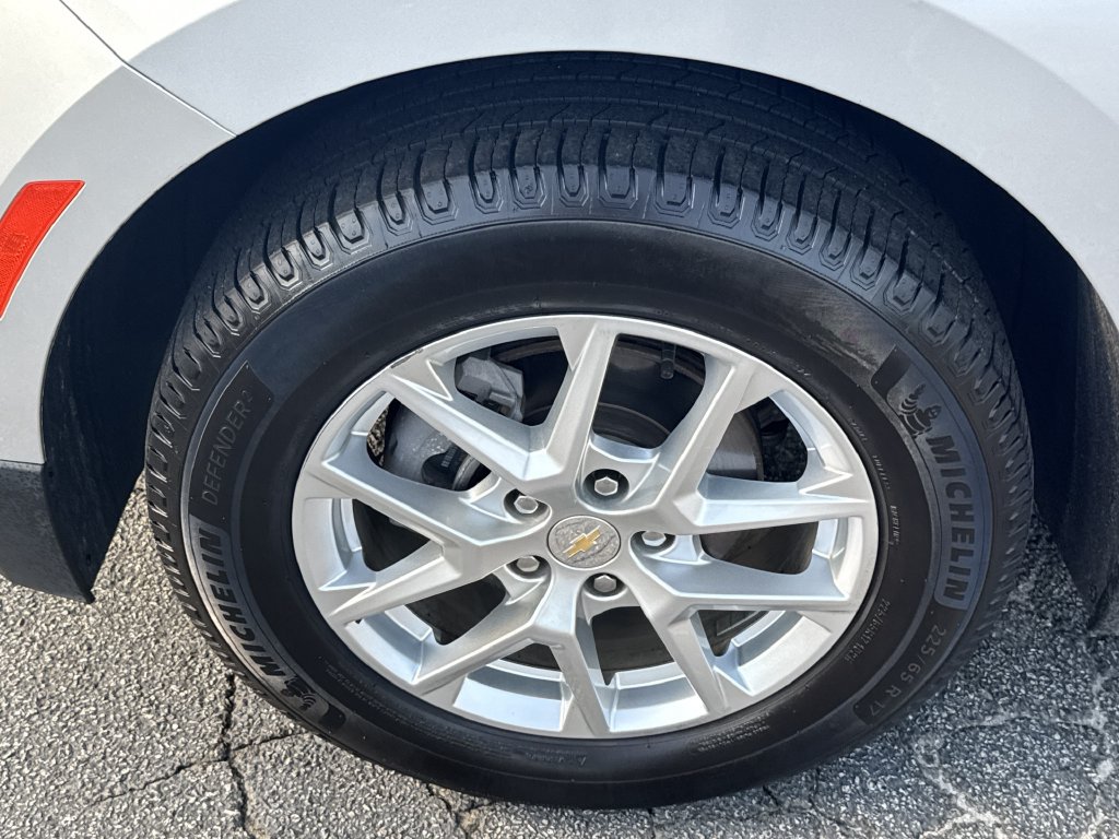 Used 2022 Chevrolet Equinox LT AWD/4WD image 11